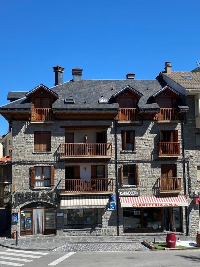 Plaza Centro Daire Biescas  Dış mekan fotoğraf
